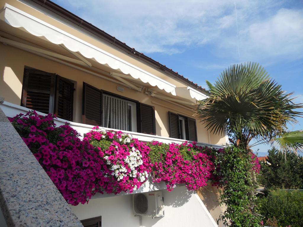Mihalic Apartment